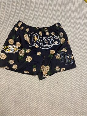 Pro standard Tampa Bay Rays Floral Logo Shorts - Navy with Cream Roses